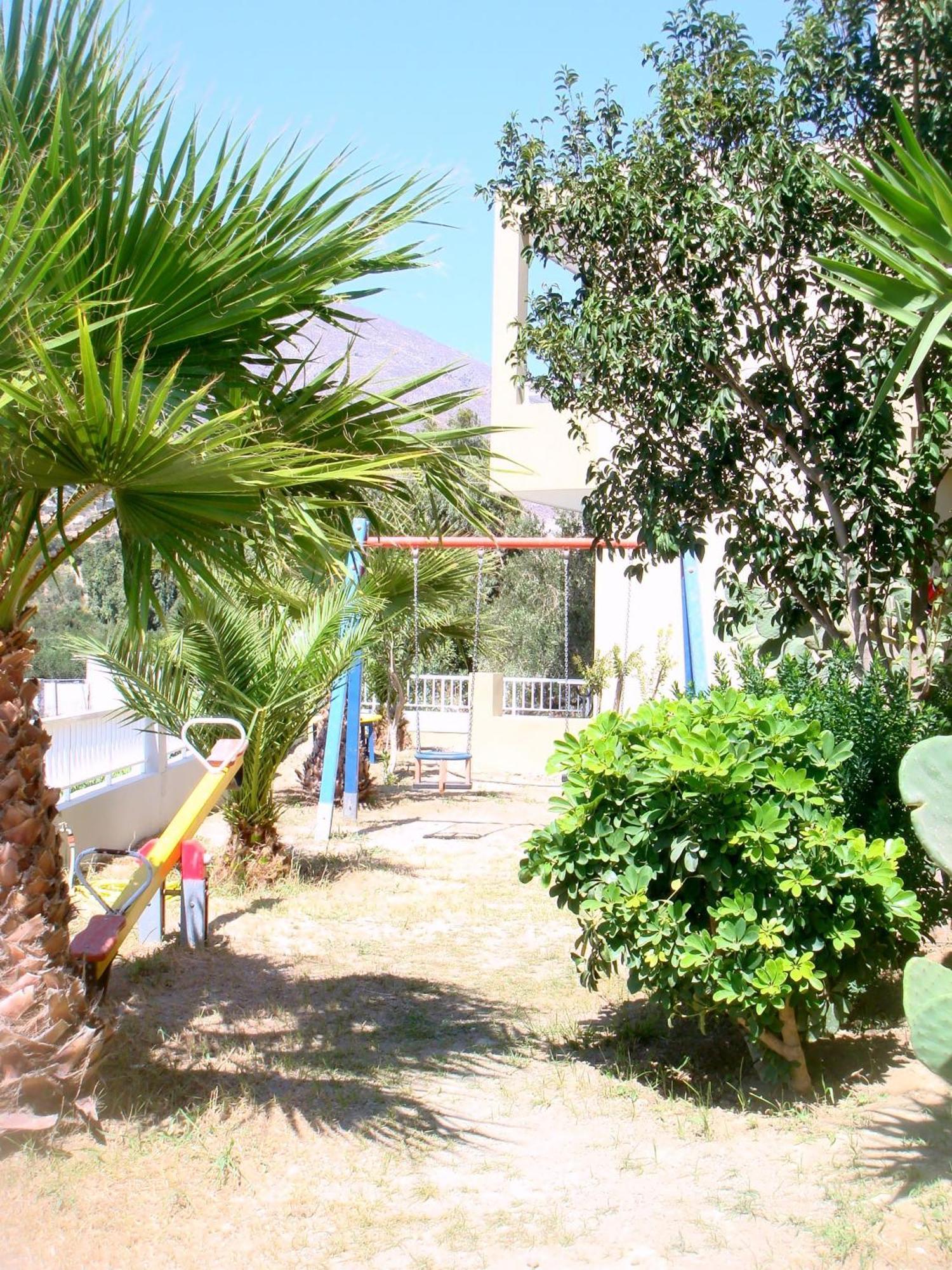 To Livadi Apartment Lefkogeia Exterior photo