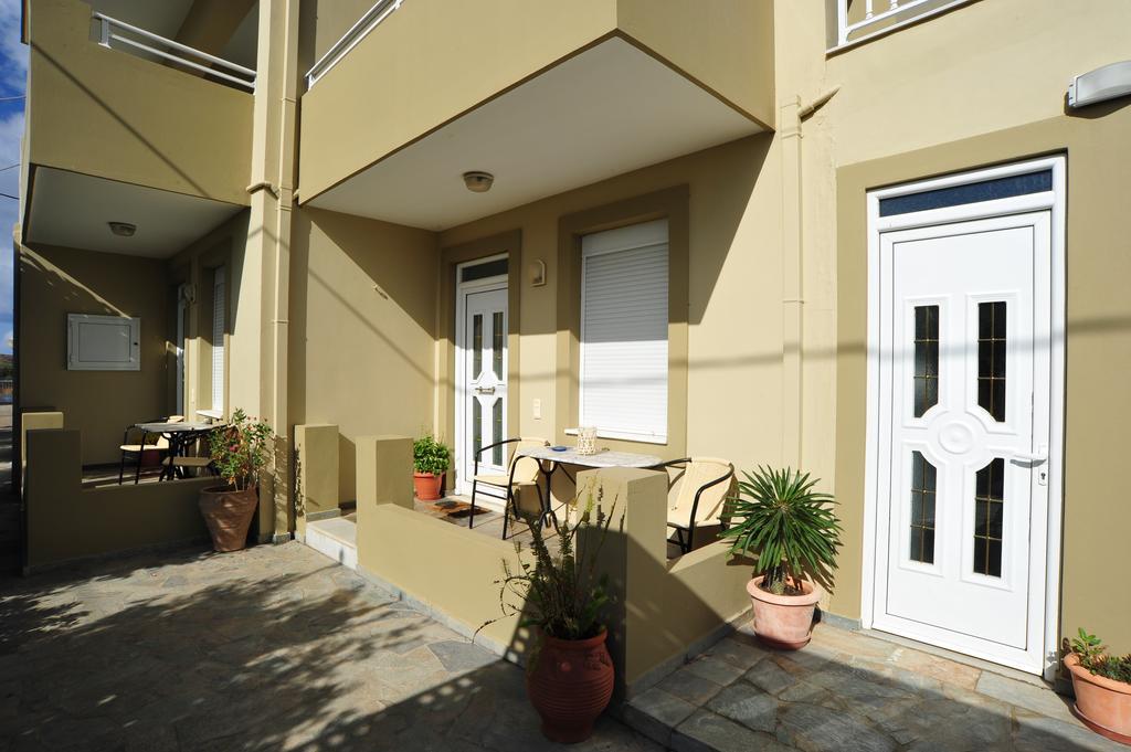 To Livadi Apartment Lefkogeia Exterior photo